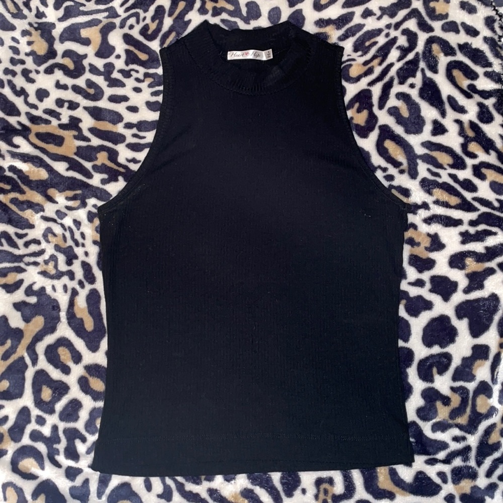 Simple Fitted Crop